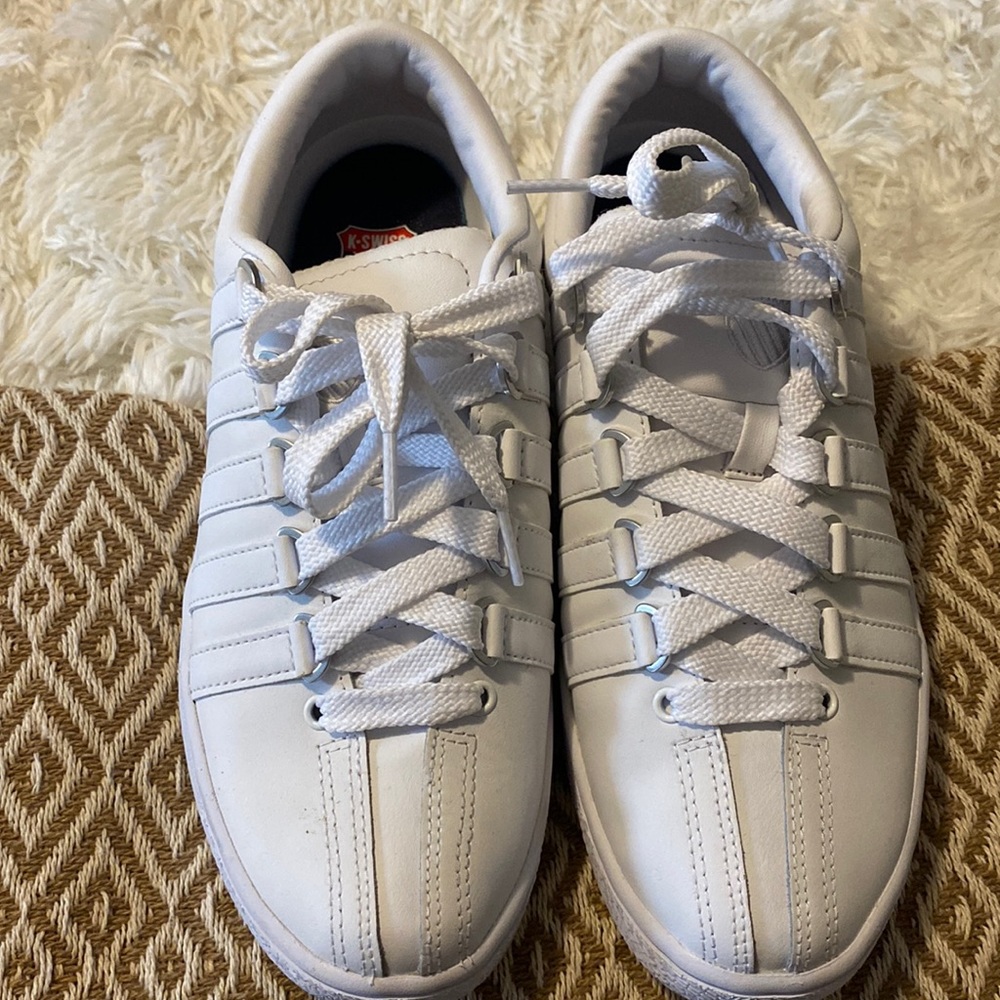 White K-swiss size 7 in men